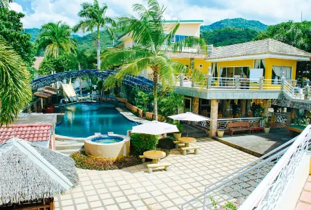 RedDoorz Premium @ Villa Kristalene Resort