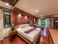 The Hotspring Beach Resort & Spa Hotels in Takua Thung