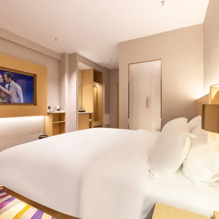 Chunmu Business Hotel (Liaoyang Zhongnan Wangjing)