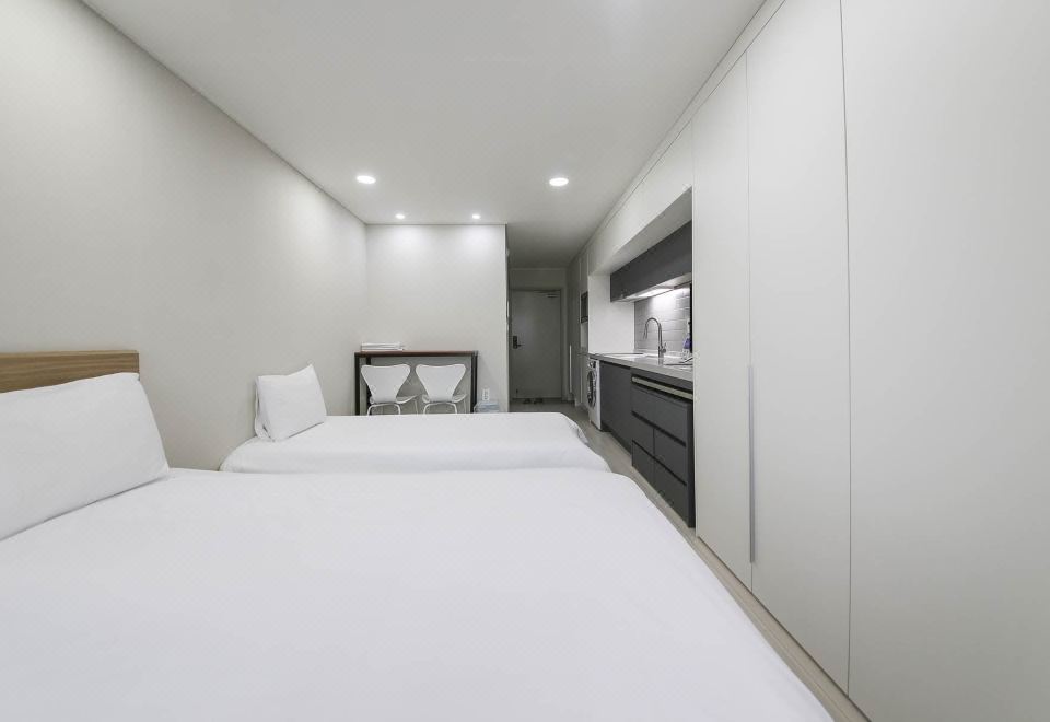 2. 제주 센터포인트..