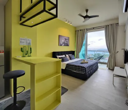Paragon Suites CIQ Homestay by WELCOME HOME