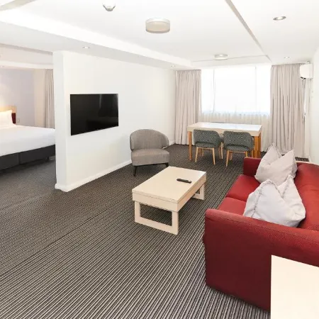 Central Studio Hotel Sydney Отели рядом с достопримечательностью «Чиппендейл»
