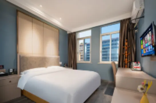 Merrill premium Hotel (Ganzhou Jiangnan Songcheng Bubu High tech World Store)