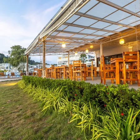 Royal Yao Yai Island Beach Resort