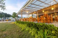 Royal Yao Yai Island Beach Resort - breakfast