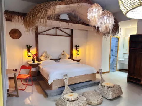 Muxijin Art Guesthouse Отели рядом с достопримечательностью «Baodao Luobei Aquarium»