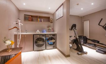 James Joyce Coffetel Hotel (Shijiazhuang Jianshe Nandajie Huaizhong Road Subway Station)