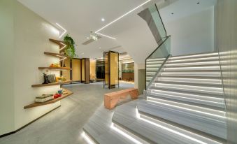 The Moonlit Temple Hotel (Wenzhou Longwan International Airport Branch)