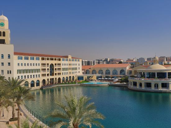 Millennium Lakeview Hotel