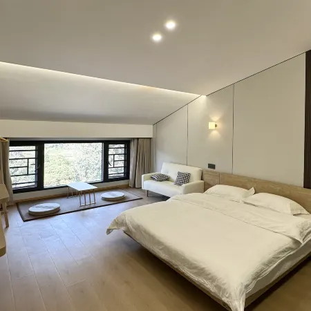 Zhiqing Homestay