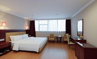 Jinshawan Hotel (Huangpu Dashadi Subway Station Branch, Guangzhou)