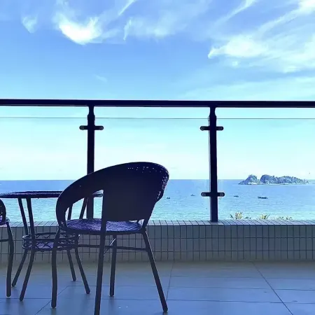 Luozhou Song Yun Seaview Hotel (Yangjiang Hailing Island Minjie Golden Coast Store)