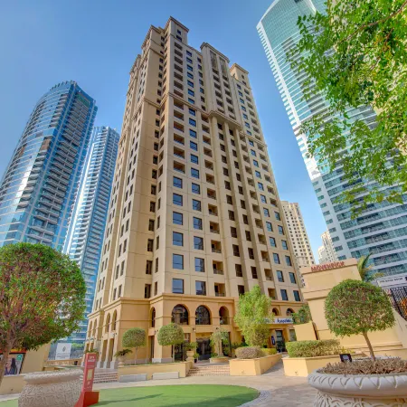 SUHA Jumeirah Отели рядом с достопримечательностью «Пляж JBR»