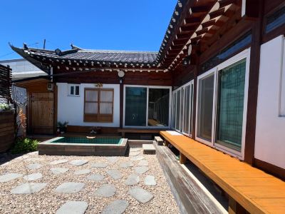 Traditional House Hotel Andong Villa