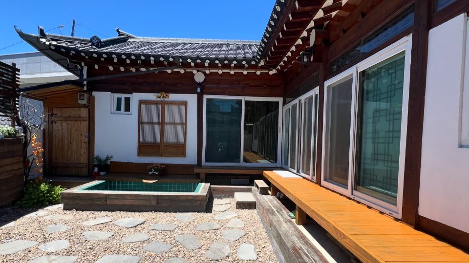 Traditional House Hotel Andong Villa