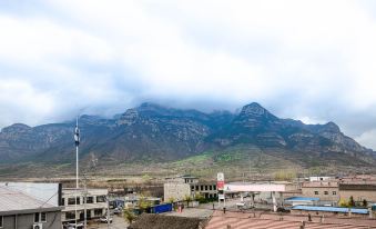 BaiyuLan BusinessHOTEL
