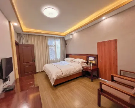 Jinhua Hotel Hotels in Longshan