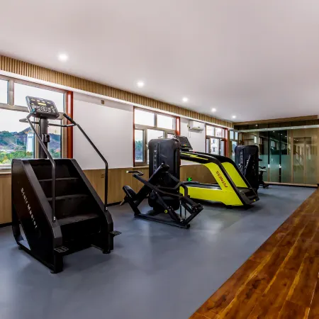 Shengyi Business Hotel
