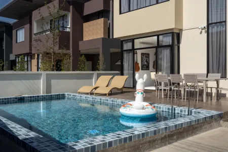 Kanna Pool Villa Отели рядом с достопримечательностью «Zen Paradise Chiang Mai Villa»