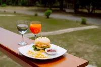19 Degrees Resort