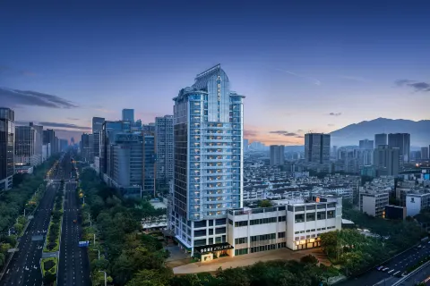 Longyan Avenue Wanbao Plaza Atour Hotel