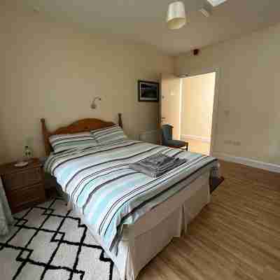 Father Peyton Centre, Ballina Rooms