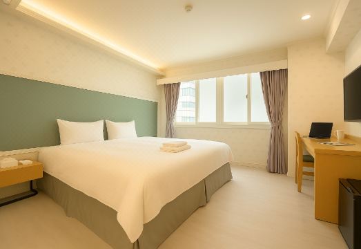 2. 호텔 엘리자베스..