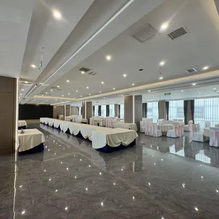 Damojin Hotel