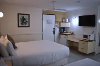 Best Western Ambassador Motor Lodge فنادق في Urraween
