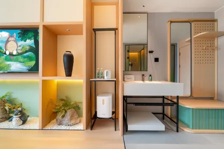 Cat's Distance (Anshun Tiansheng International Trade City Store) Отели рядом с достопримечательностью «Anshun Ancient City Historical and Cultural Block»