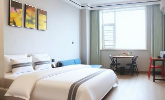 Yisu Light Luxury Hotel Apartment (Taiyuan South Railway Station North America N1 Branch)