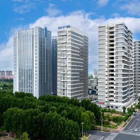 Weilai LOFT Hotel (Zhoukou High-speed Rail East Station)