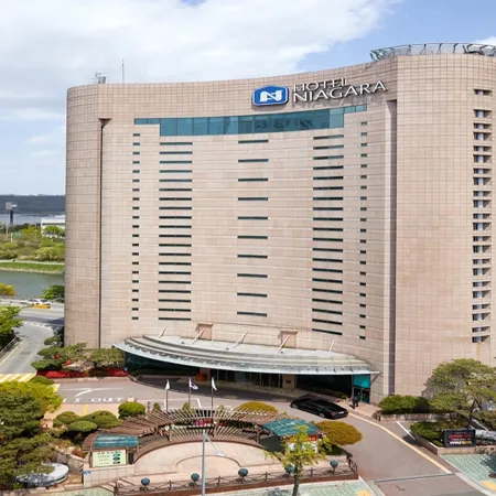 Niagara Hotel Отели рядом с достопримечательностью «Мапхогу»