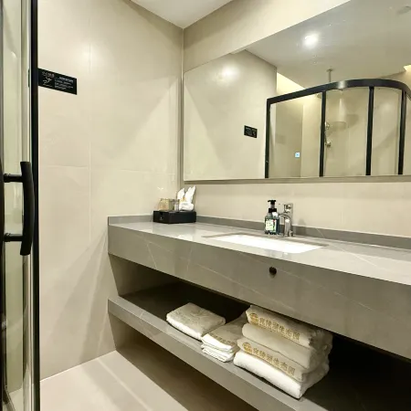 Xuancheng Wanlinghu Ecological Park Hotel
