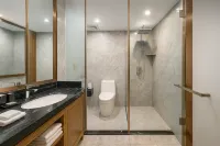 Lushan Hexu Junting Hotel