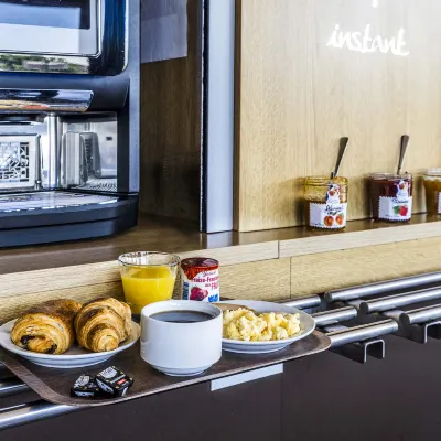 โรงแรม B&B ปรปักญานนท์ โรงแรมใกล้สนามบินแปร์ปิญอง