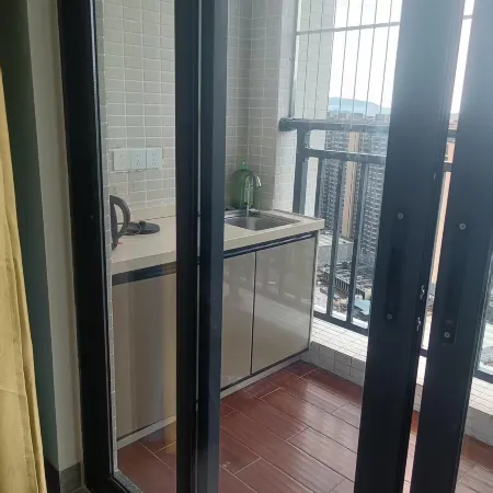 Snail Selected Apartment (Kaiping Donghuicheng)