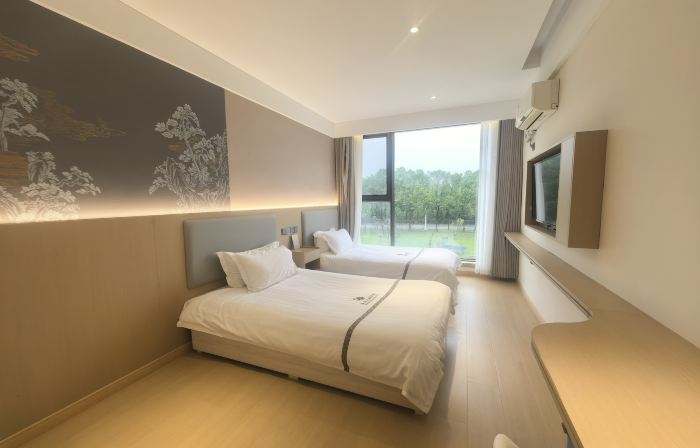 Laoshan Hot Spring Garden Hotel