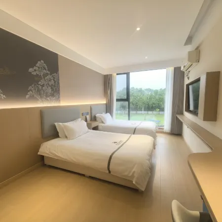 Laoshan Hot Spring Garden Hotel