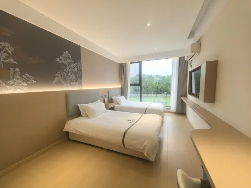 Laoshan Hot Spring Garden Hotel Hotels in Suiping