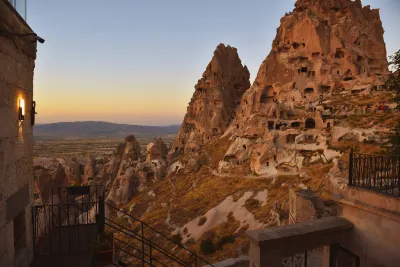 Caldera Cave Hotel & Restaurant Hotel di 