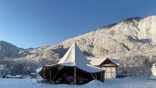 YouMove Xiling Glamping Resort (Tent Hotel)