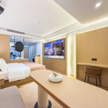 Lanqi Residence Hotel (Chaozhou Raoping Fengjiang Plaza)