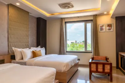 Hotel Surbhi Grant By Gazebo Hotels near Ramdarbar