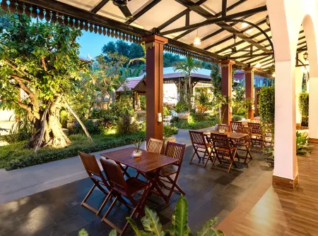 Moringa Tree Maison Отели рядом с достопримечательностью «Лолей»