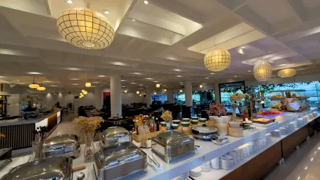 Whiterock Beach Hotel and Waterpark