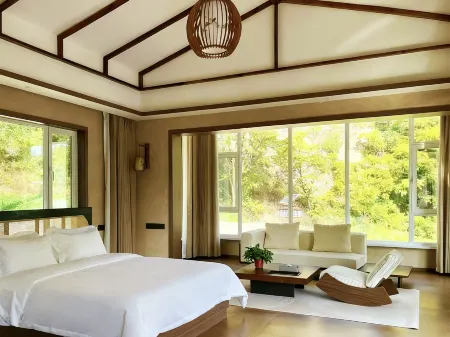 Yongjing Centennial Zaoyuan Resort Отели рядом с достопримечательностью «Yongjing Liujiaxia Konglong Museum»