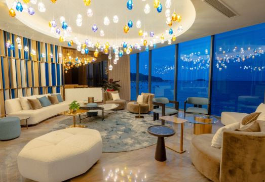 더 모닝 글로우 전경