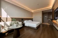 Baitai Wanyi Hotel (Huangshi Daye Development Zone Baihua Road)