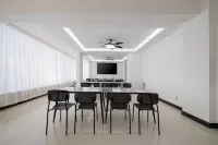 Shengmei Fashion Hotel - 2-Star
